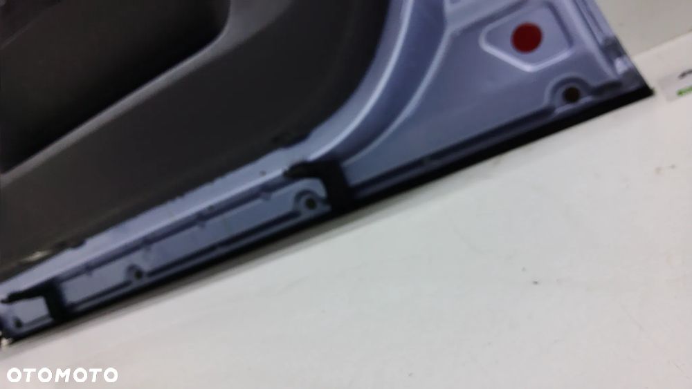 VW Passat B5 Kombi  Sedan  Drzwi Prawe  Przód LL5Y - 22