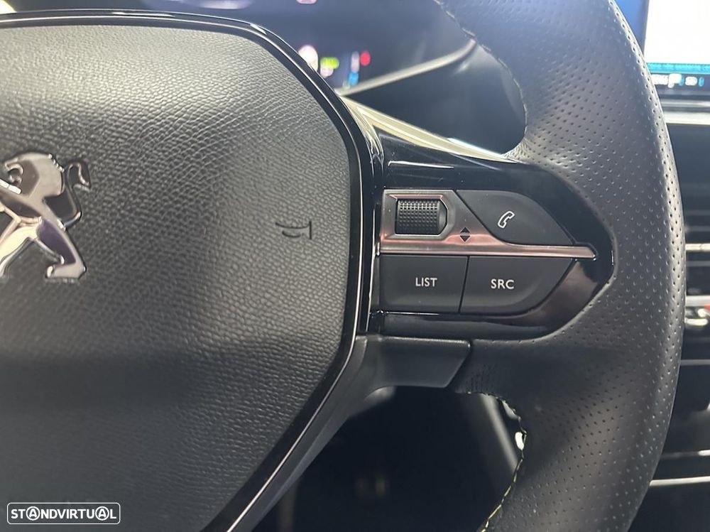 Peugeot e-2008 50 kWh GT Pack - 25