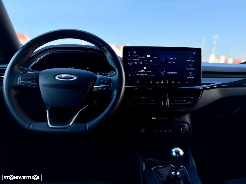 Ford Focus 1.0 EcoBoost MHEV ST-Line - 15