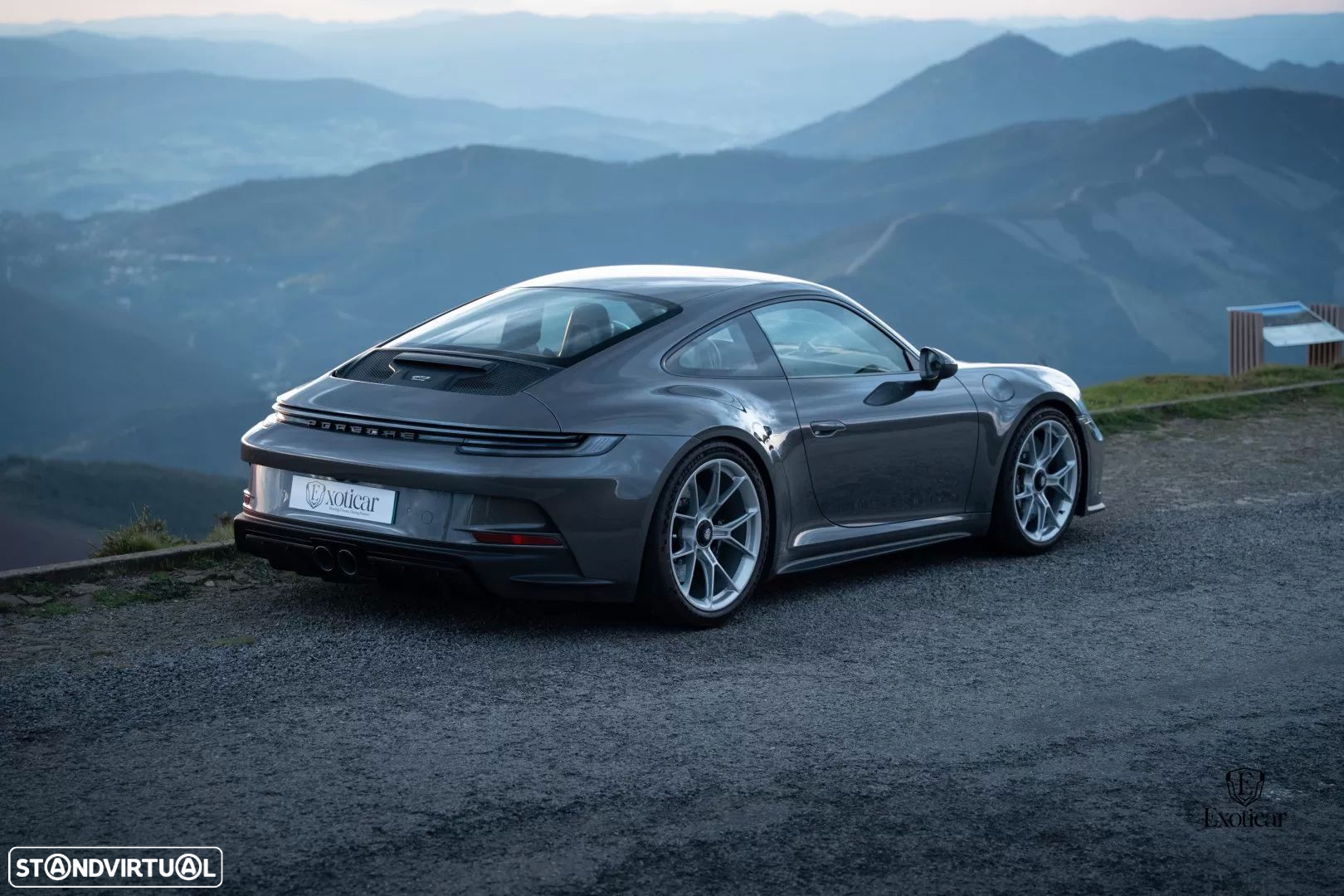 Porsche 911 (992) GT3 Touring Package PDK - 12