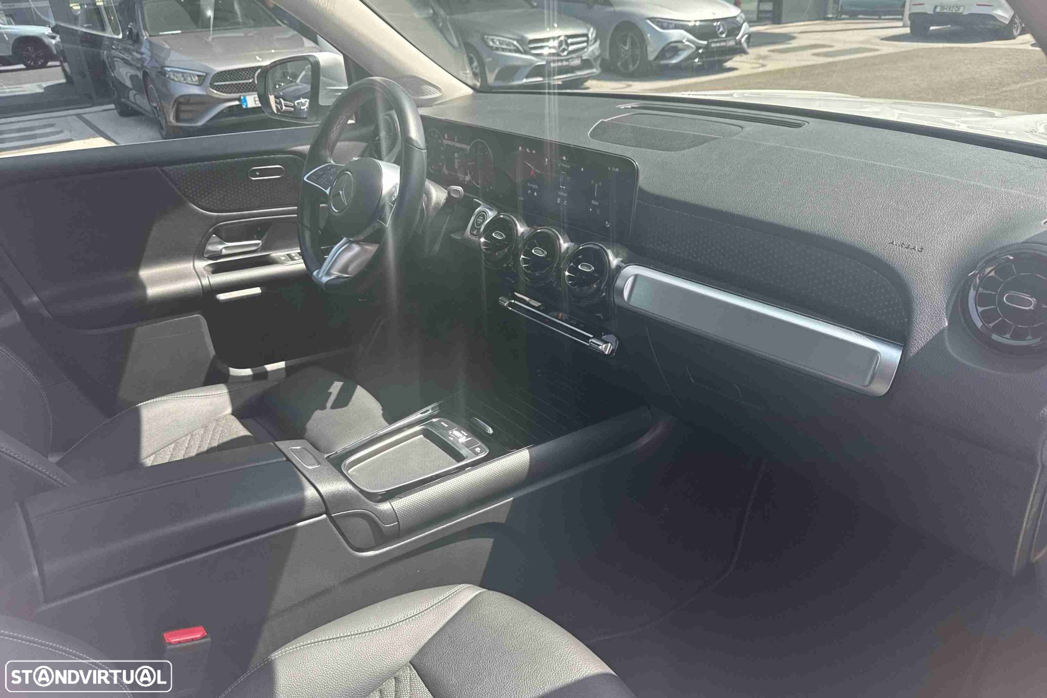 Mercedes-Benz GLB 180 d - 8