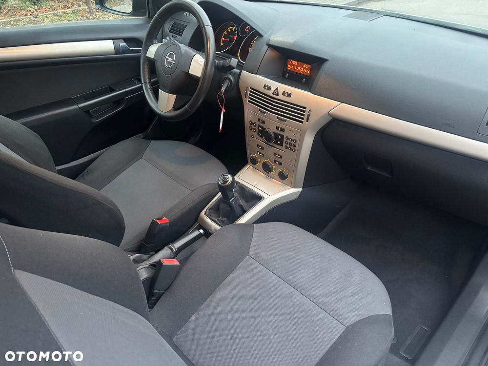 Opel Astra 1.4 Easytronic Edition 111 Jahre - 8