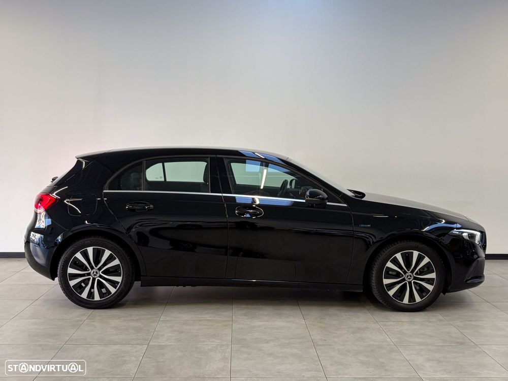 Mercedes-Benz A 250 e Style Plus - 8