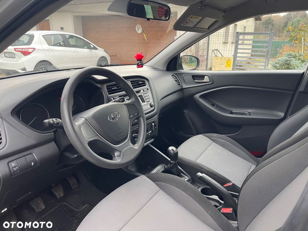 Hyundai i20 1.2 Classic Plus - 9