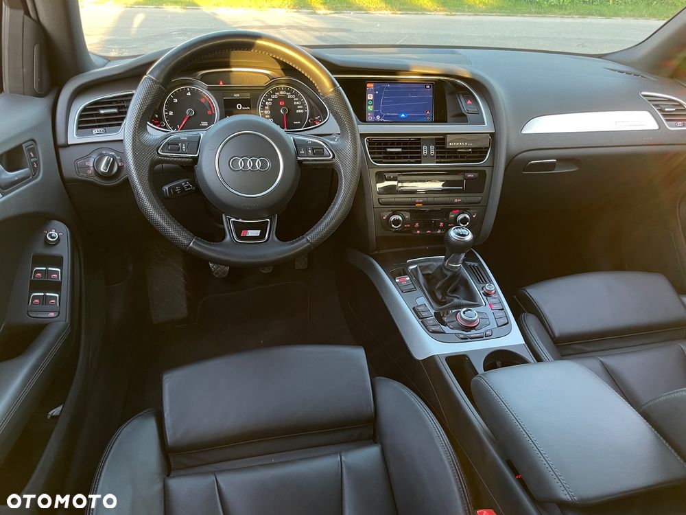 Audi A4 Avant 2.0 TDI Quattro Line - 11