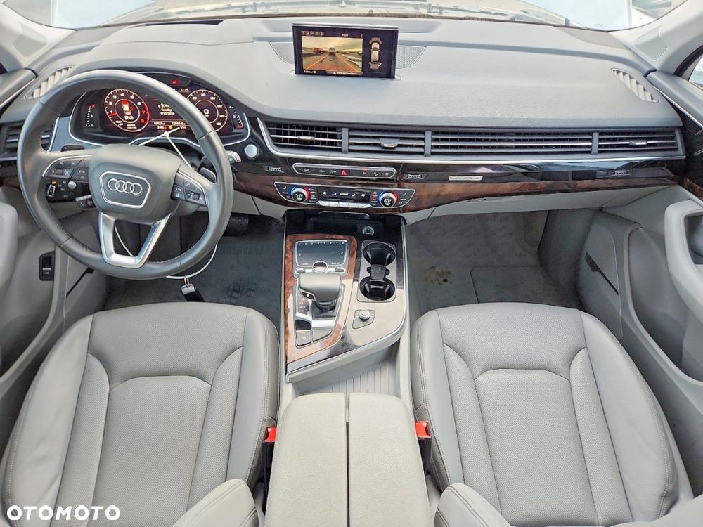 Audi Q7 3.0 TFSI Quattro Tiptronic - 8
