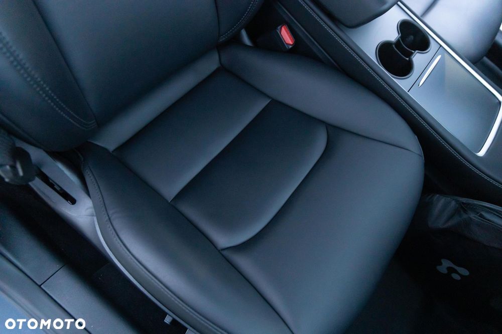 Tesla Model 3 Langstreckenbatterie Allradantrieb Dual Motor - 15