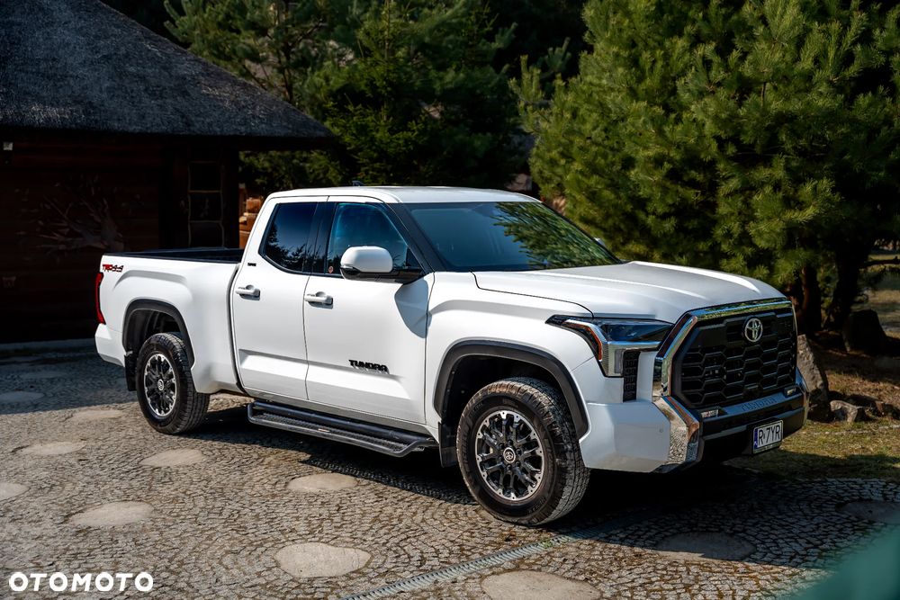 Toyota Tundra - 11