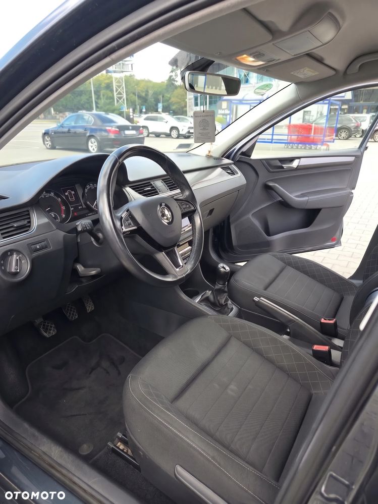 Skoda RAPID 1.0 TSI Style - 13