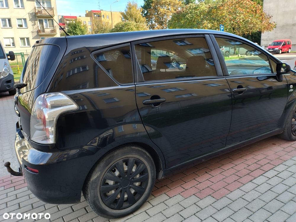 Toyota Corolla Verso - 5