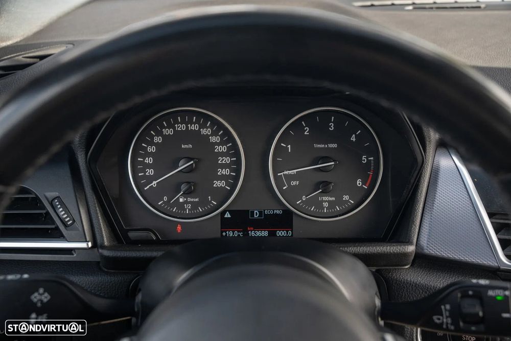 BMW 218 Active Tourer d Pack M Auto - 8