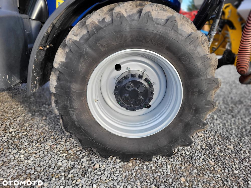 New Holland T7.270 Auto Command - 4