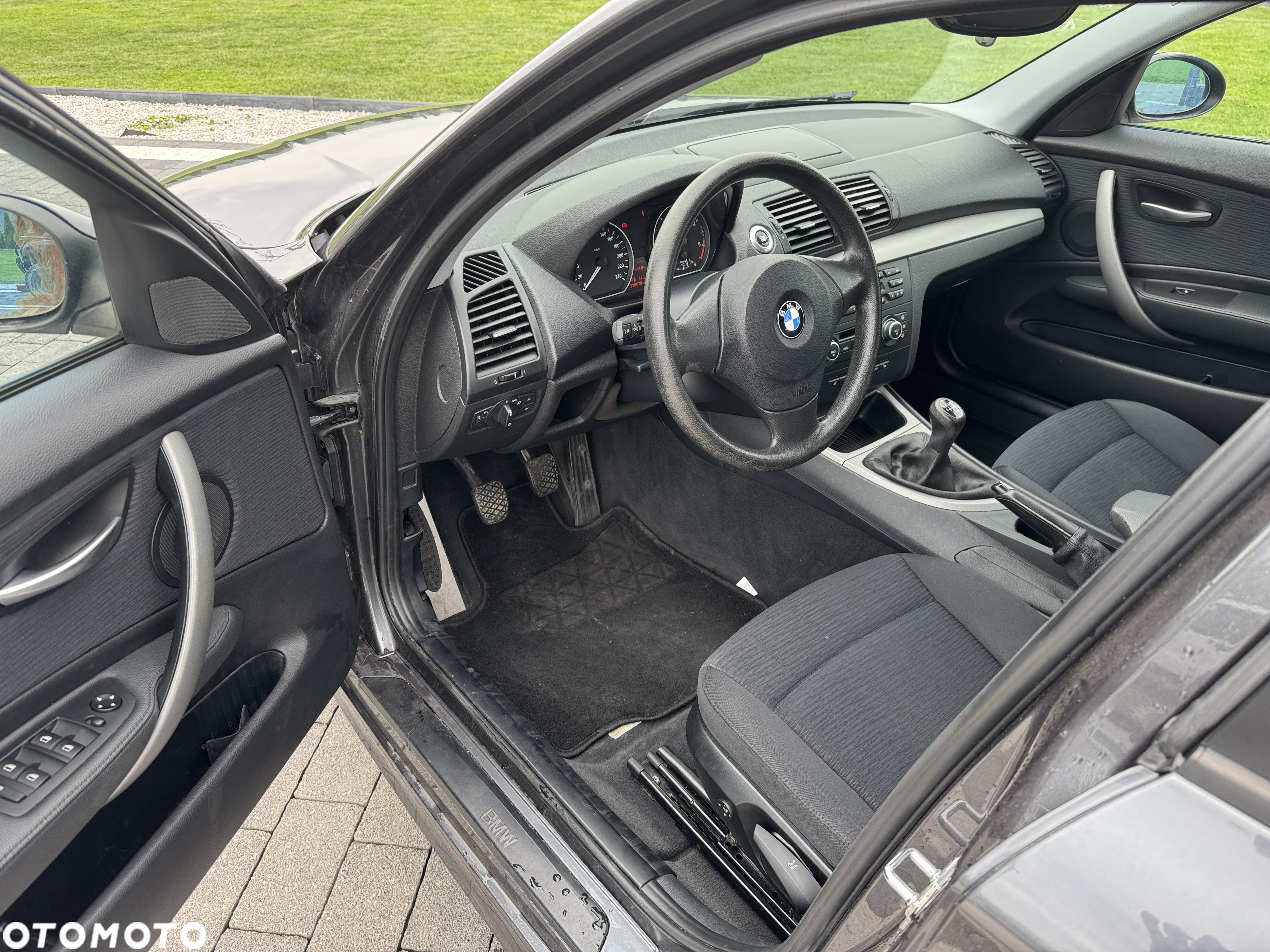 BMW Seria 1 118d - 15