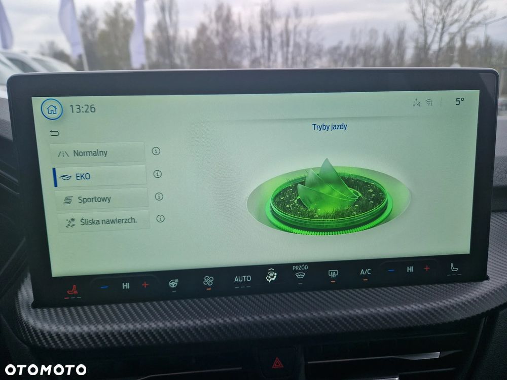 Ford Kuga 2.5 FHEV AWD ST-Line X eCVT - 23