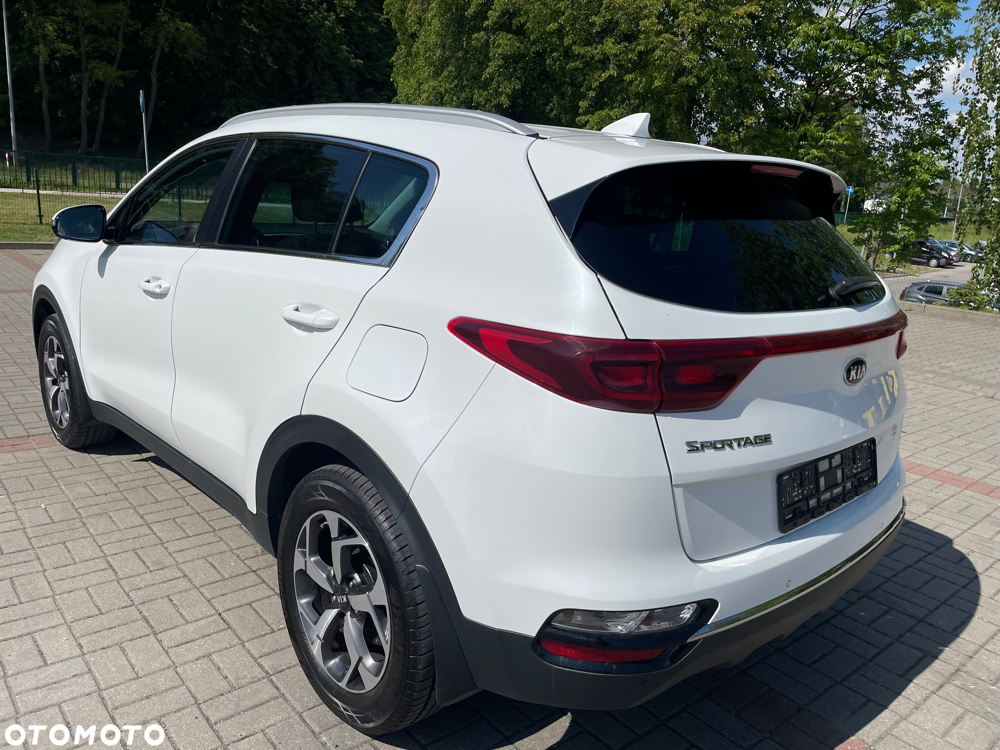 Kia Sportage 1.6 CRDI 2WD SPIRIT - 4
