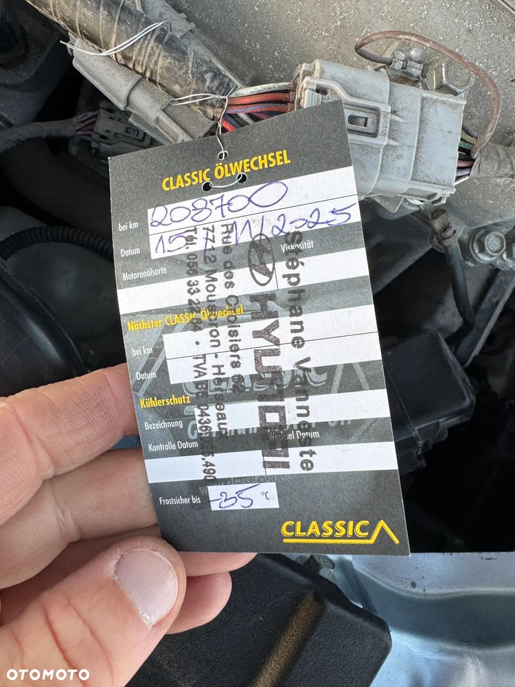 Mitsubishi Outlander 2.0 4WD Top - 23