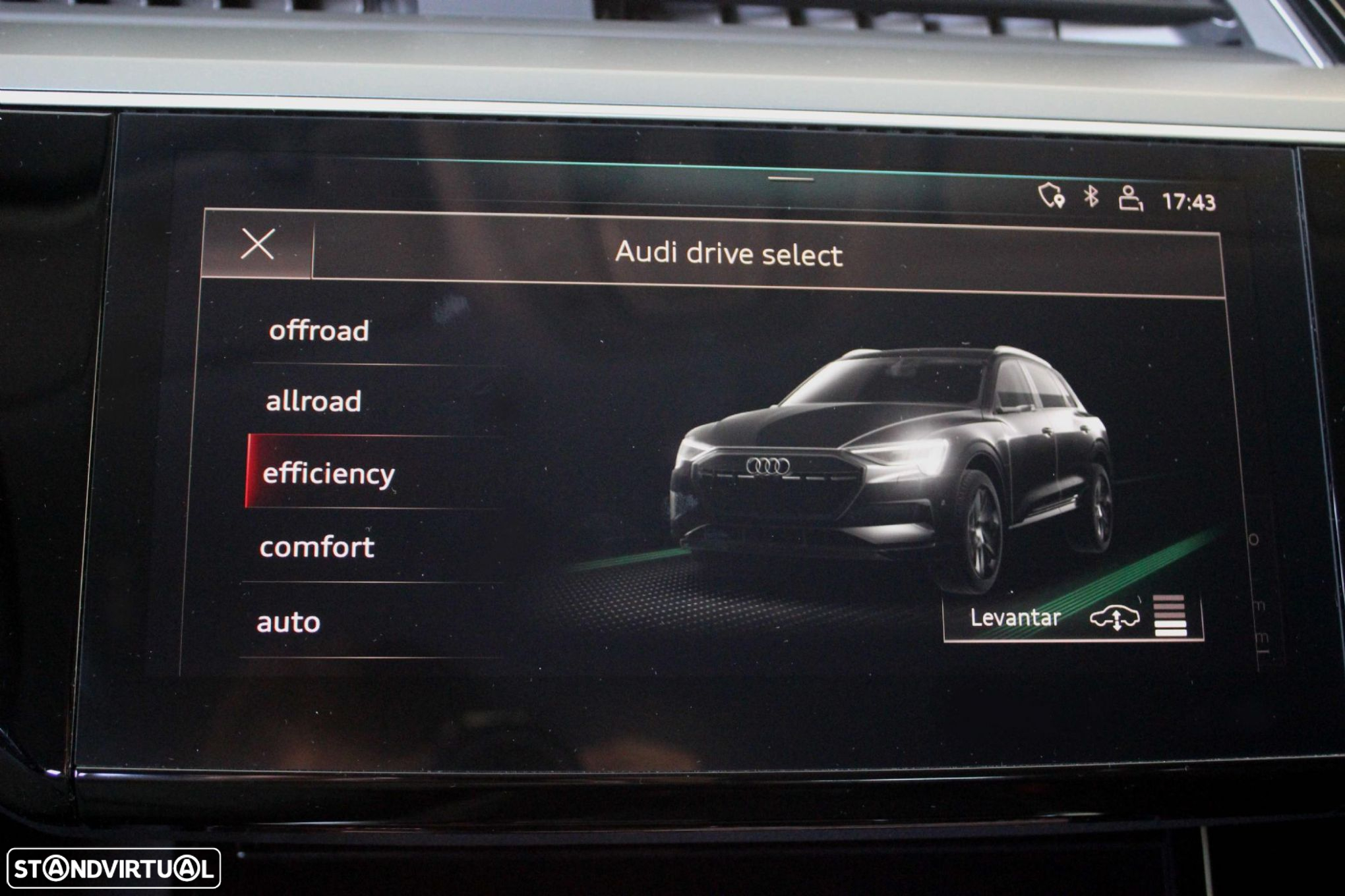Audi e-tron 55 quattro - 37
