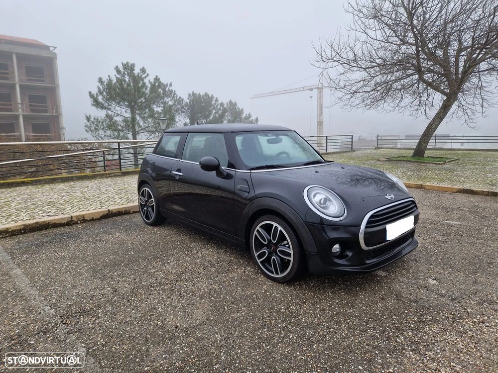 MINI 3 Portas One D - 22