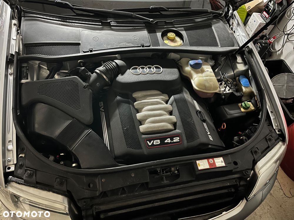 Audi S6 Avant 4.2 quattro - 25