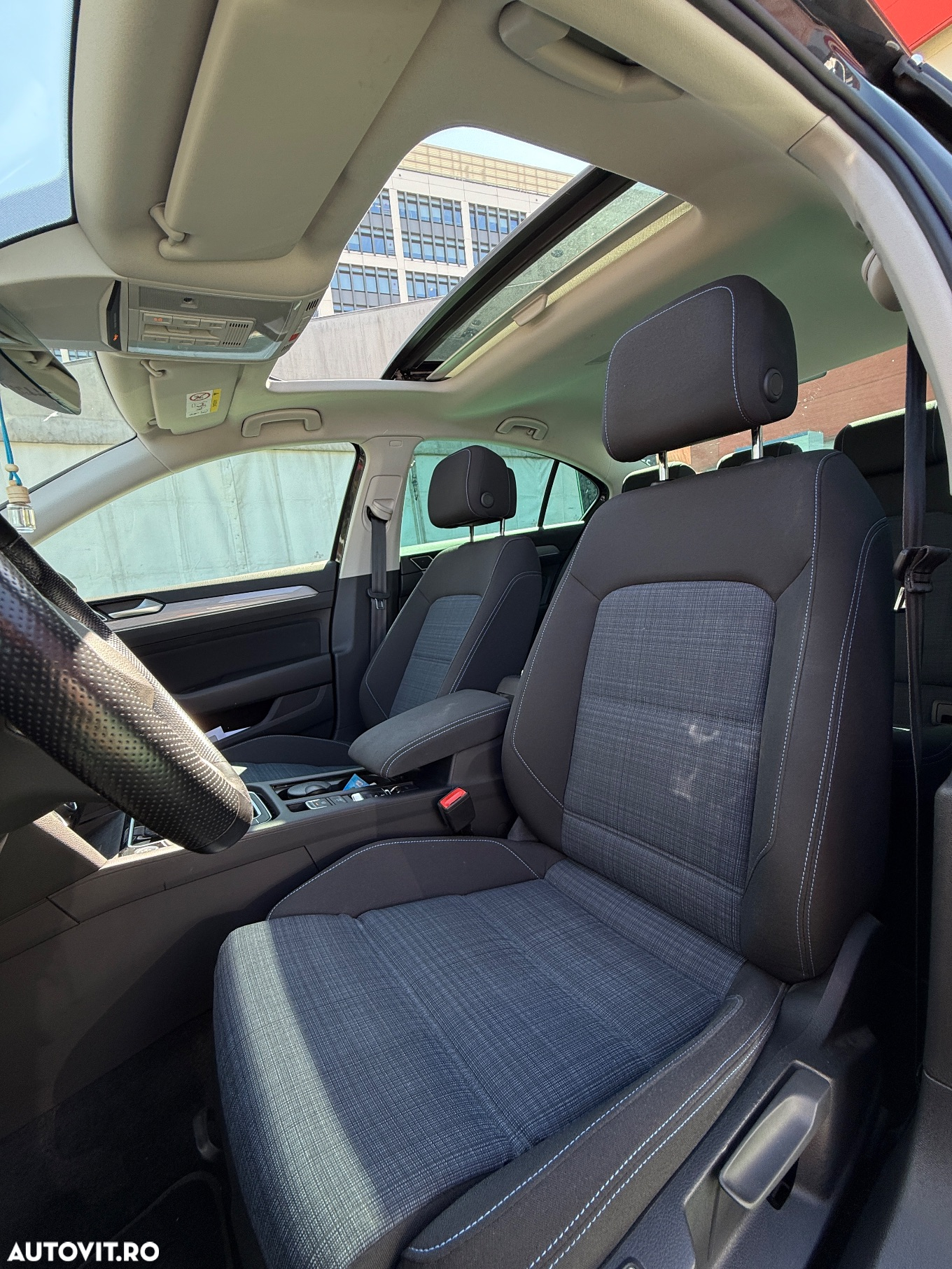 Volkswagen Passat - 6