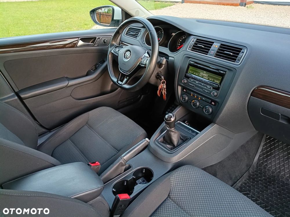 Volkswagen Jetta 1.4 TSI BMT Comfortline - 9