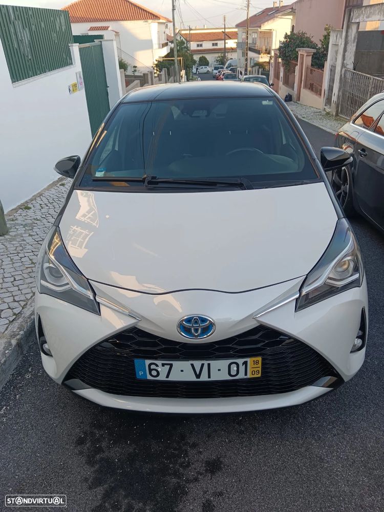 Toyota Yaris 1.5 HSD Square Collec.White - 1