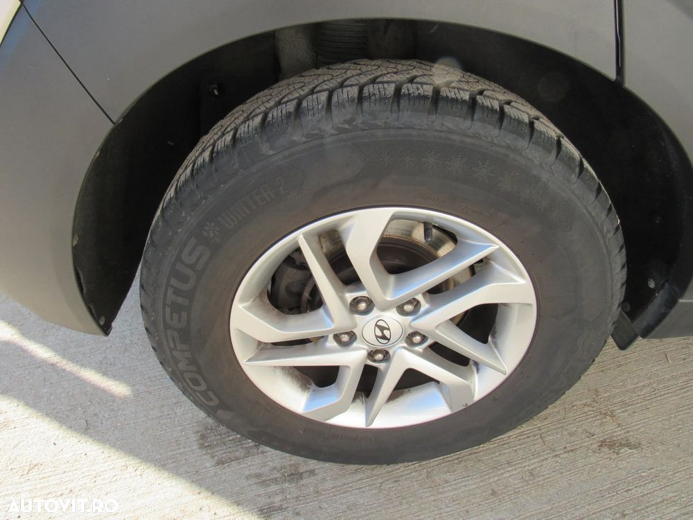 Hyundai Tucson - 8