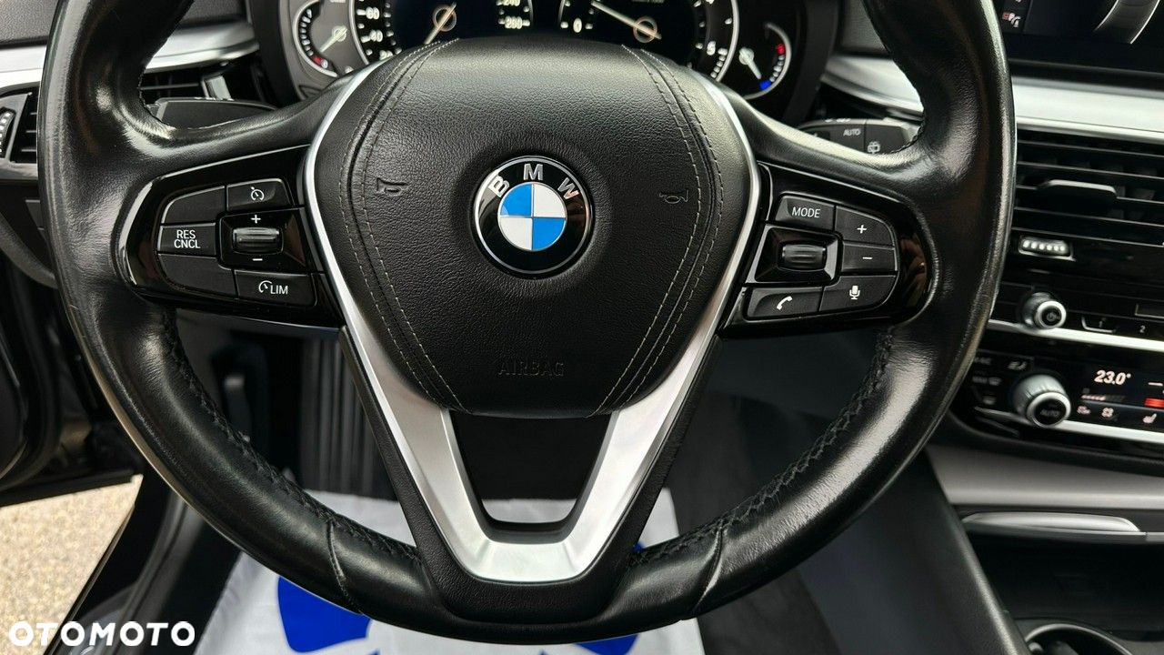 BMW Seria 5 - 12