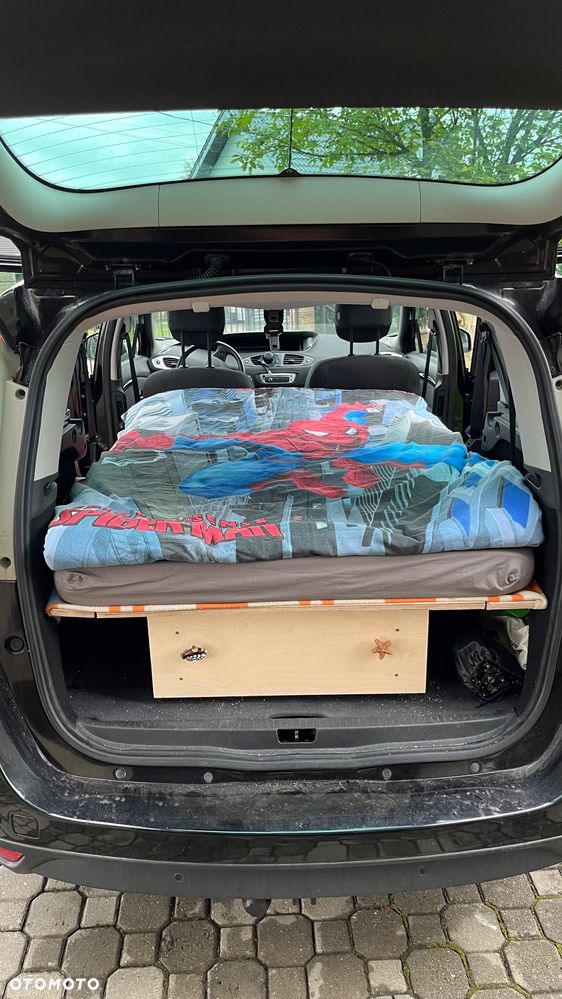 Renault Scenic 1.5dCi TomTom Edition - 16