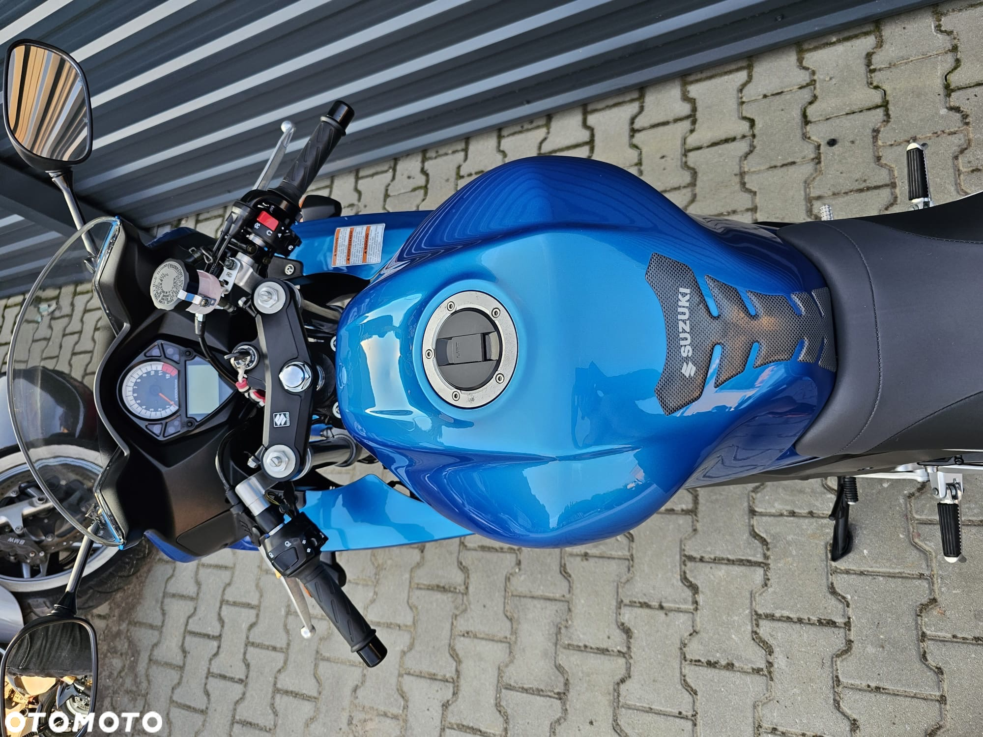 Suzuki SV - 10