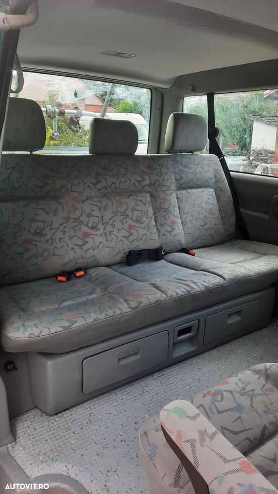 Volkswagen Multivan - 4