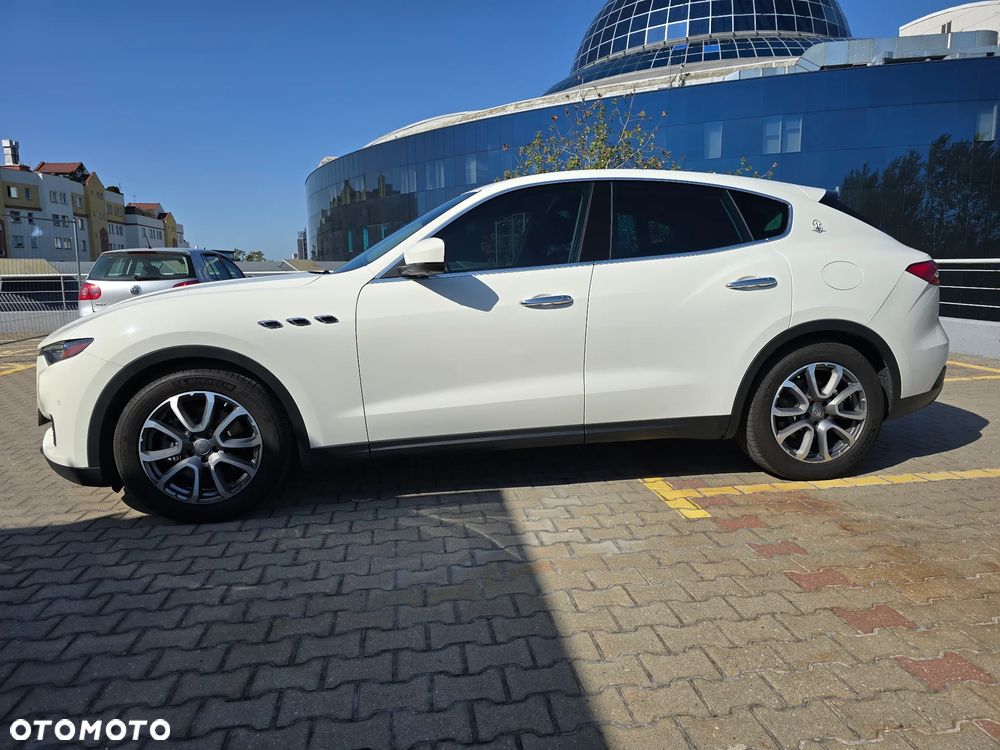 Maserati Levante S Q4 - 11