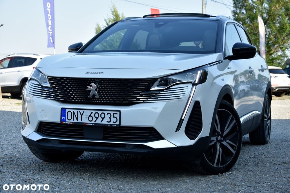 Peugeot 3008 1.6 PureTech HYbrid4 GT Line S&S EAT8 - 11