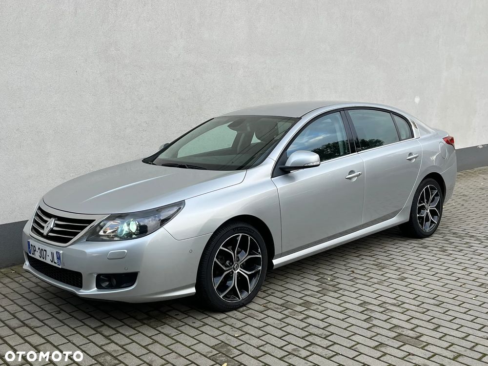Renault Latitude 2.0 dCi - 29