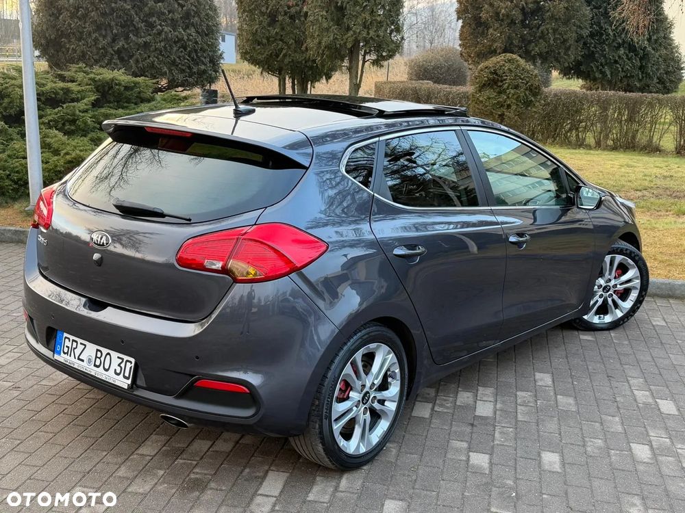 Kia Ceed 1.6 GDI DCT Platinum Edition - 10