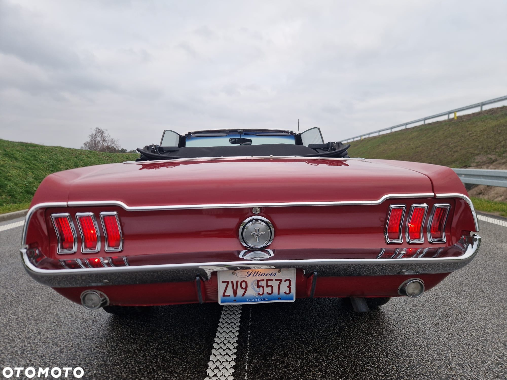 Ford Mustang - 10