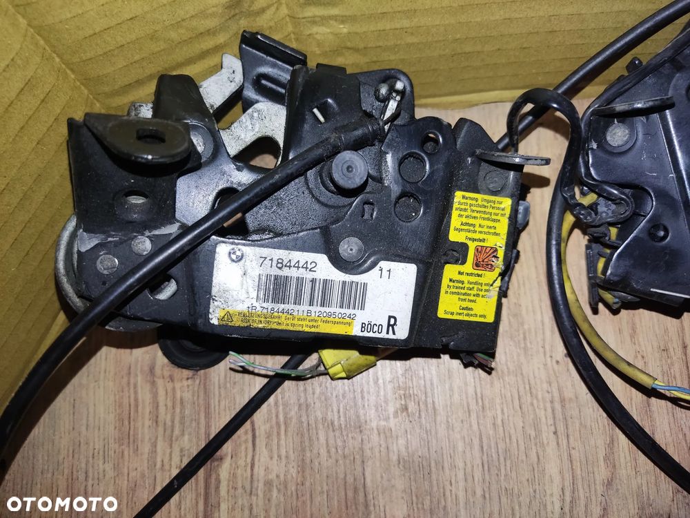 ZAMEK MASKI PRAWY LEWY PIROTECHNICZNE BMW F10 - 3