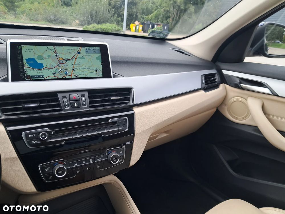 BMW X1 sDrive16d xLine - 18
