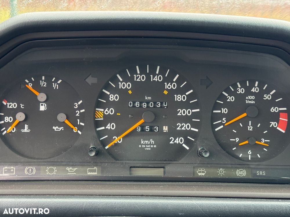 Mercedes-Benz W124 - 4