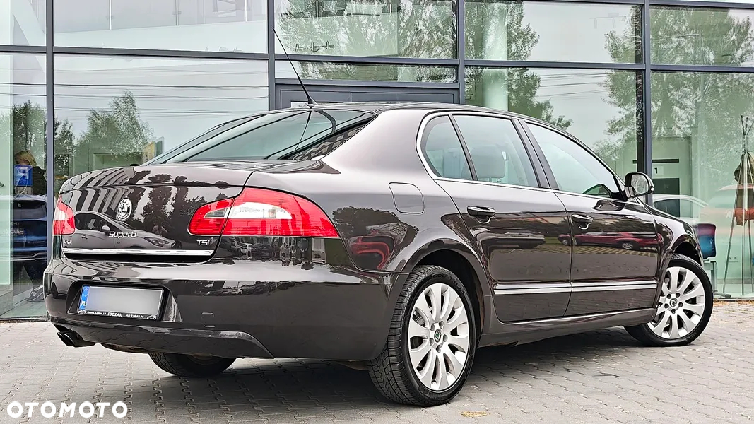 Skoda Superb 1.8 TSI 4x4 Platinum - 9