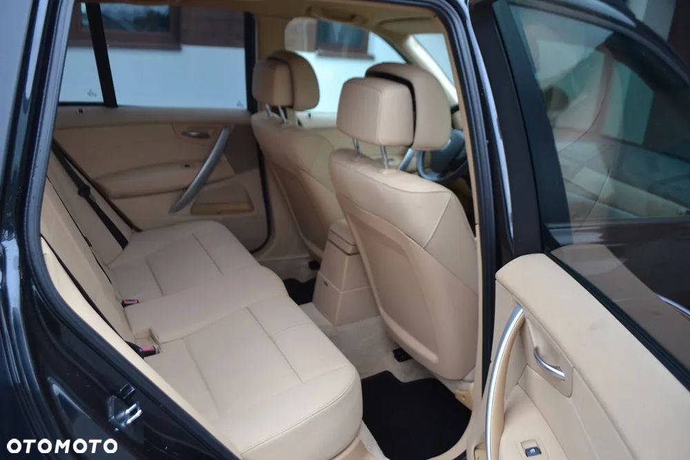BMW X3 20d xDrive - 16