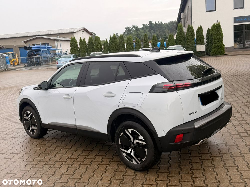 Peugeot 2008 Hybrid 136 e-DSC GT - 16
