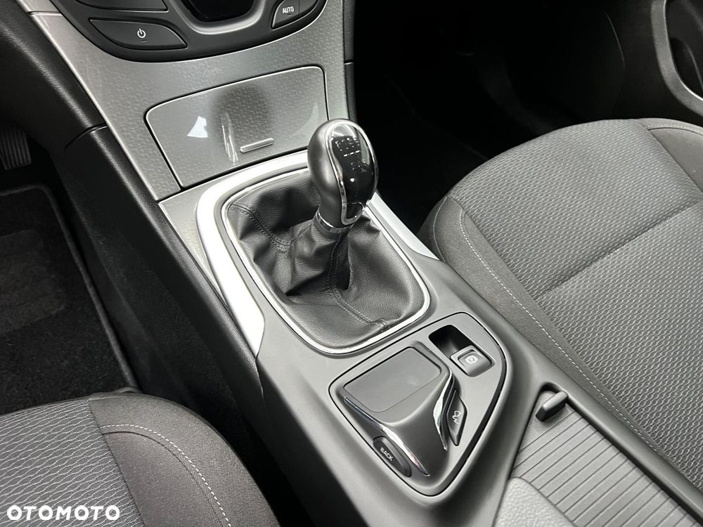 Opel Insignia 2.0 CDTI ecoFLEX Start/Stop Business Innovation - 11