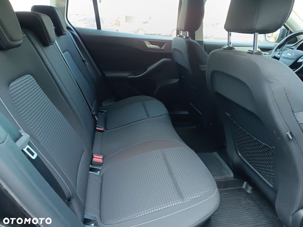 Ford Focus 1.5 EcoBlue Connected - 26