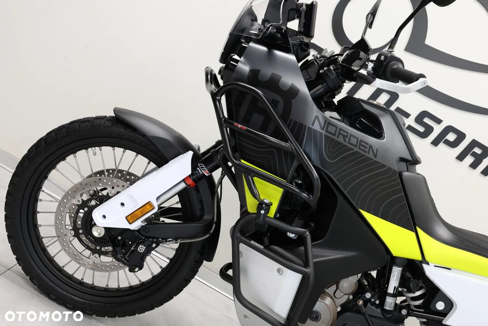 Husqvarna Norden - 25
