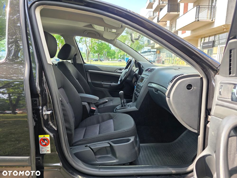 Skoda Octavia 2.0 TDI Ambiente - 27