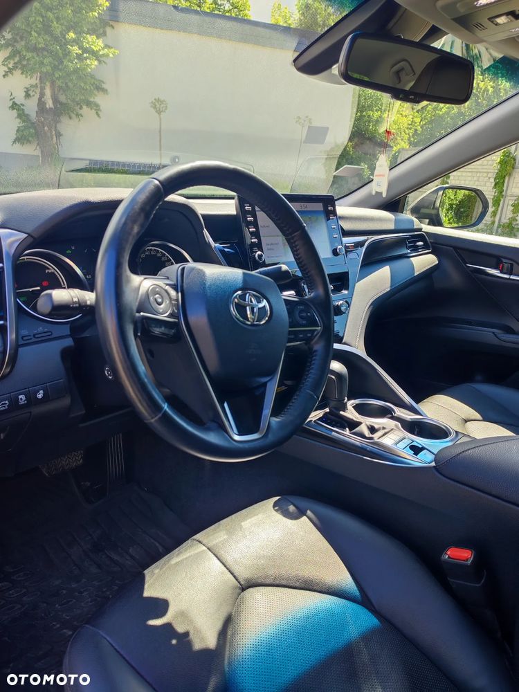 Toyota Camry 2.5 Hybrid Executive CVT - 10