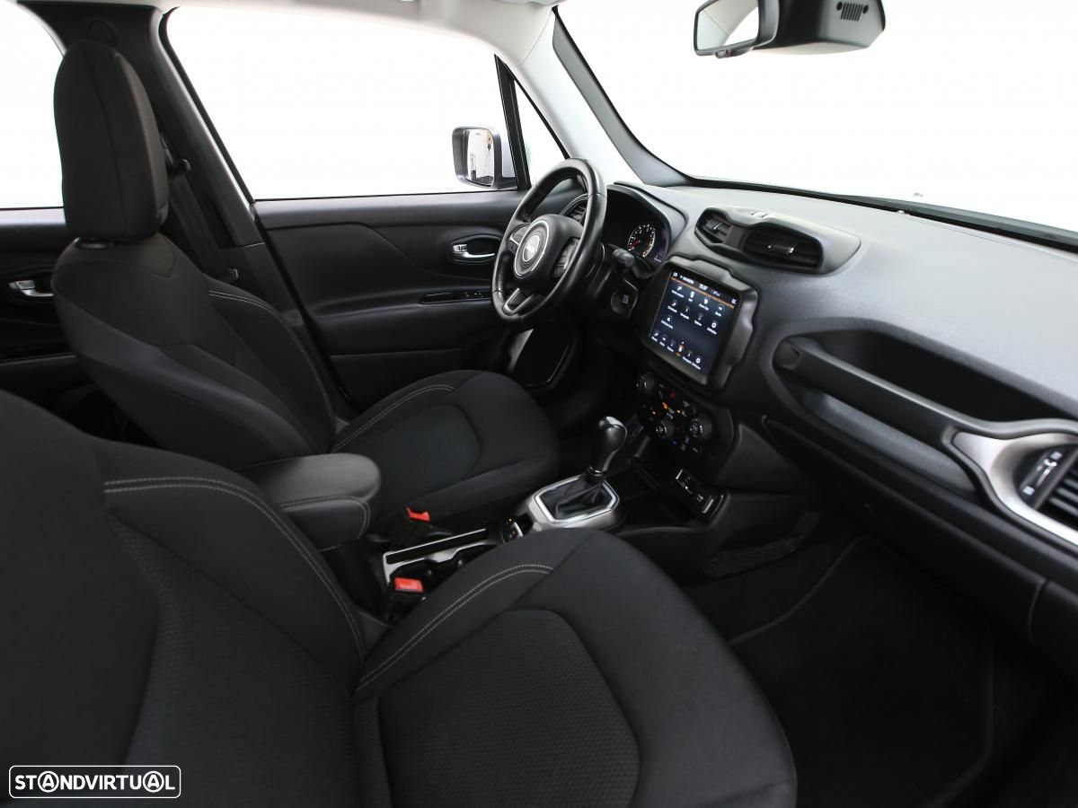 Jeep Renegade - 11