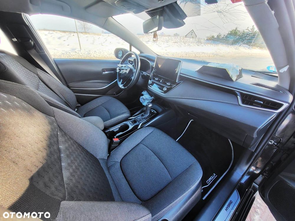 Toyota Corolla 1.8 Hybrid Club - 11