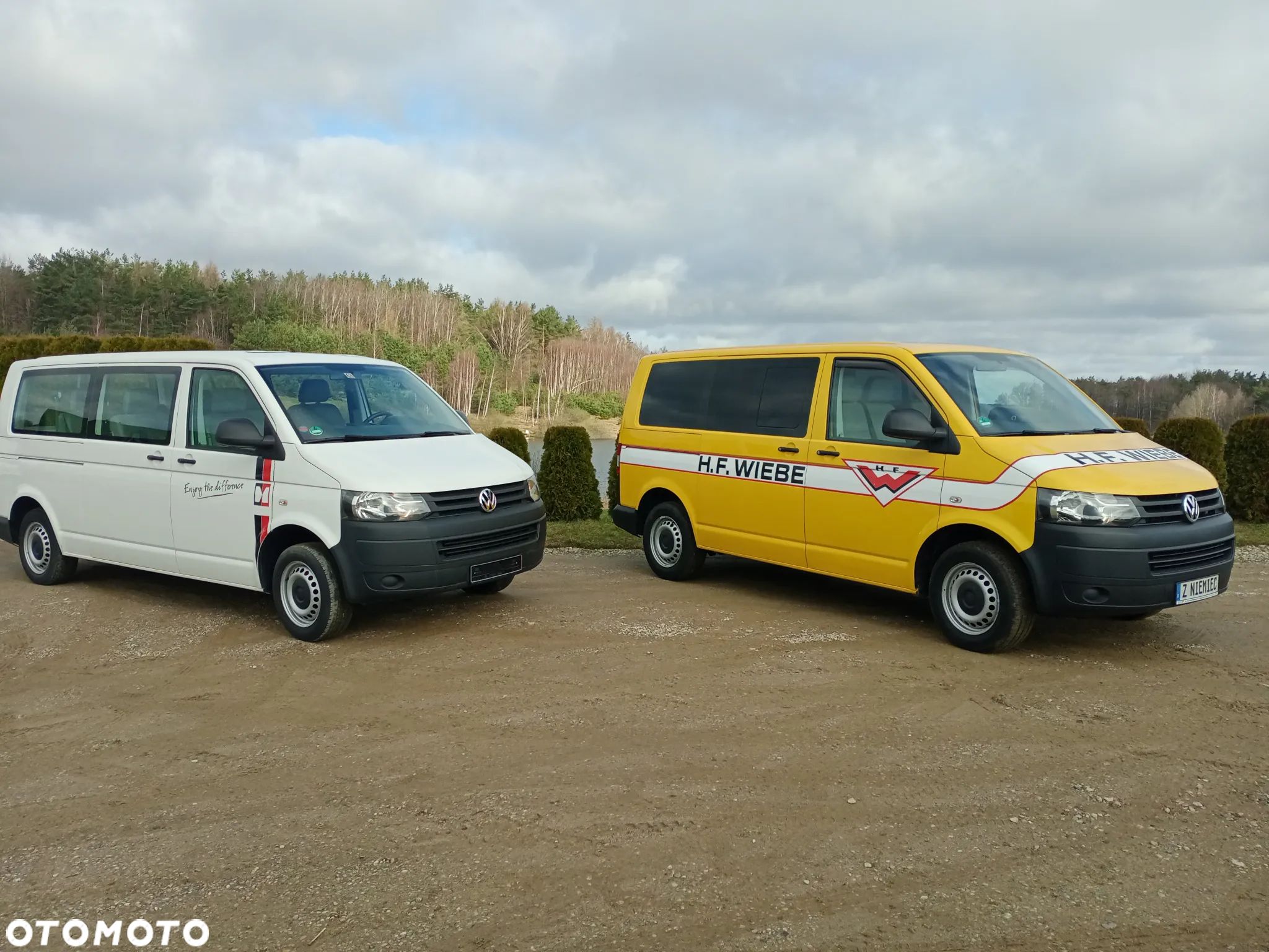 Volkswagen T5 LIFT T6 9 osobowy 2015 .rok 2.0 140 KM Long  6 bieg. serwis do końca doinwestowany klima  tempomat  vebasto isofix - 1